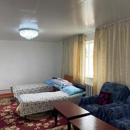 Nurgul Hotell Bokonbayevo Eksteriør bilde