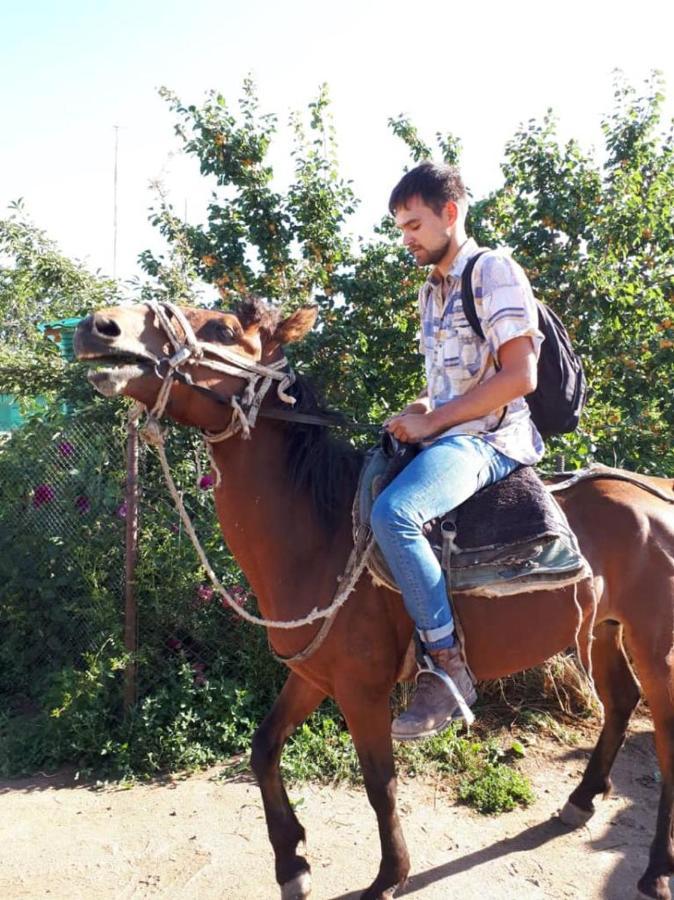 Nurgul Hotell Bokonbayevo Eksteriør bilde